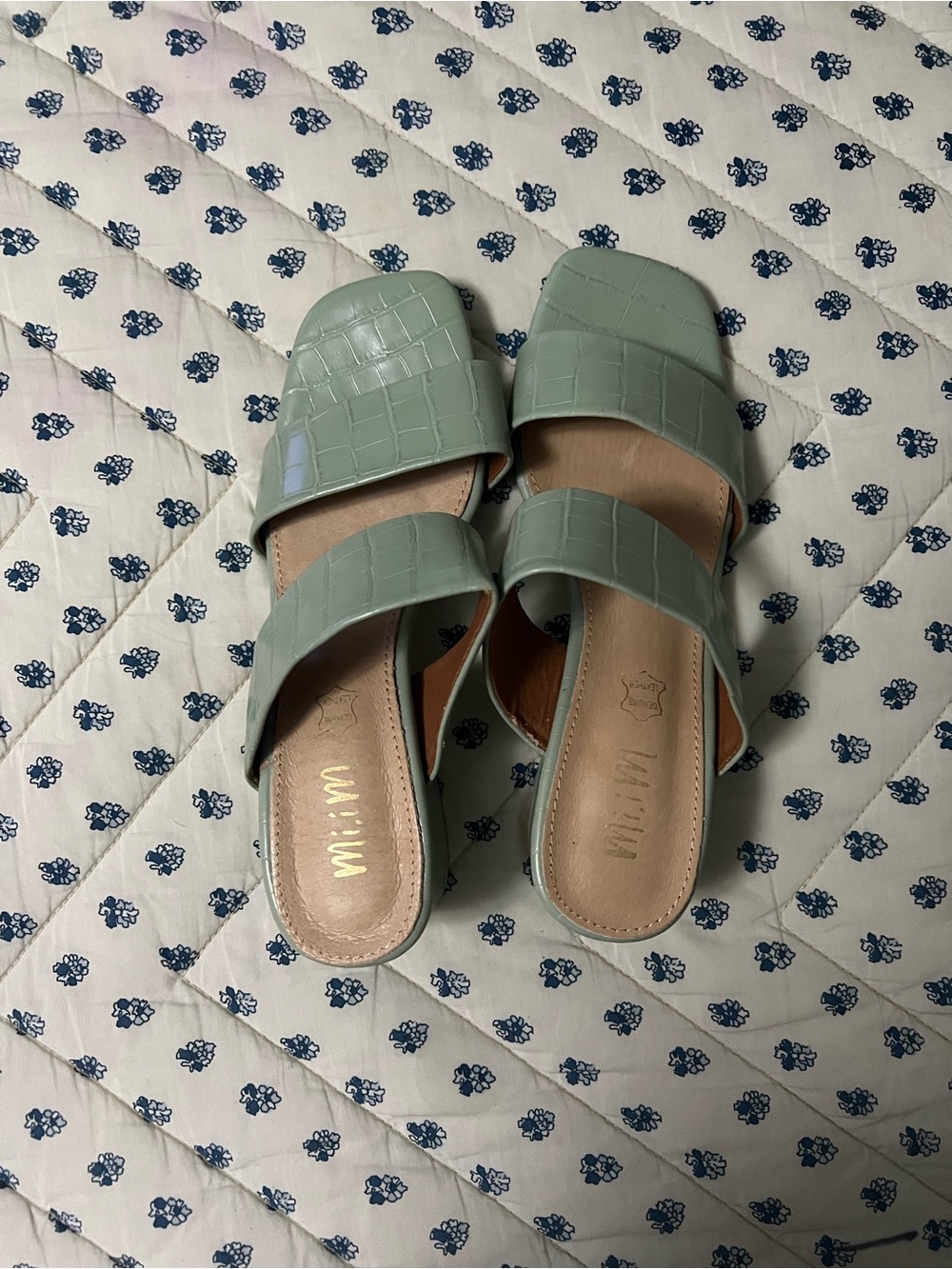 Used Faux leather croc block heels